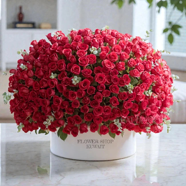 300 Red Roses Box