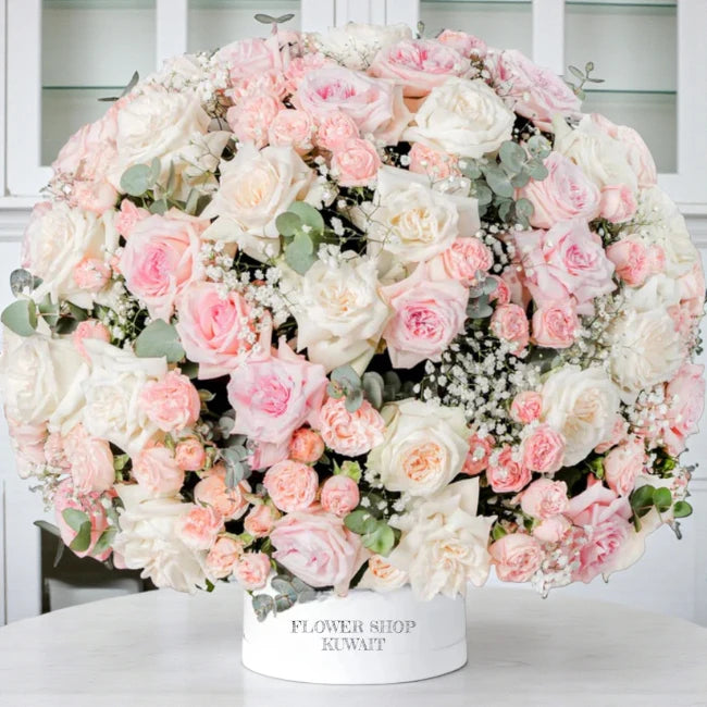 Luxury Mixed Roses Box