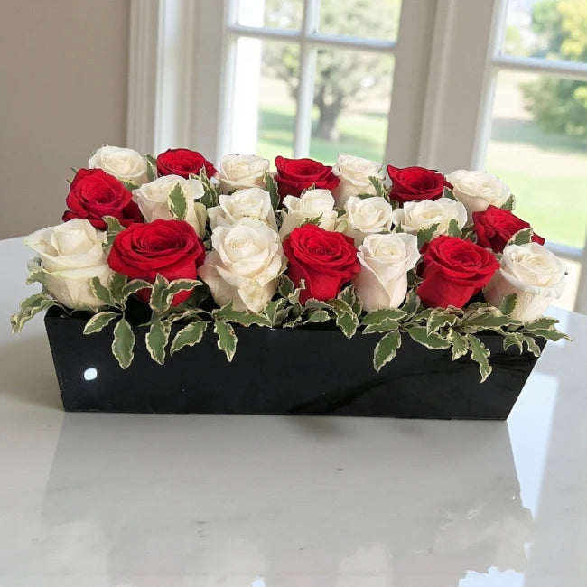 Red and White Rose Box